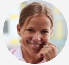 Hana Trhoňová, Head of Internal Communication